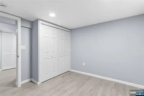 77 Lakeside Avenue Pompton Lakes NJ 07442