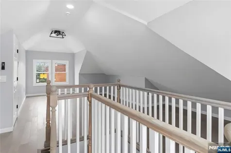 77 Lakeside Avenue Pompton Lakes NJ 07442
