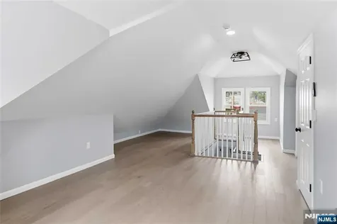 77 Lakeside Avenue Pompton Lakes NJ 07442