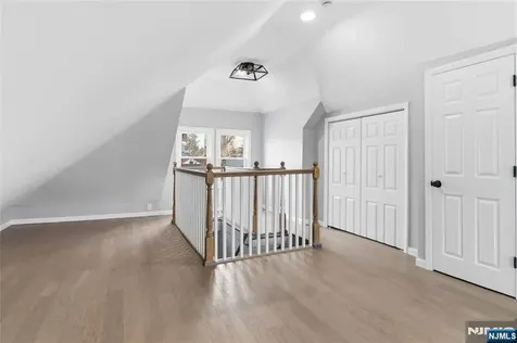 77 Lakeside Avenue Pompton Lakes NJ 07442