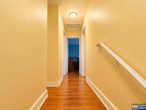 372 Main Street Bergenfield NJ 07621