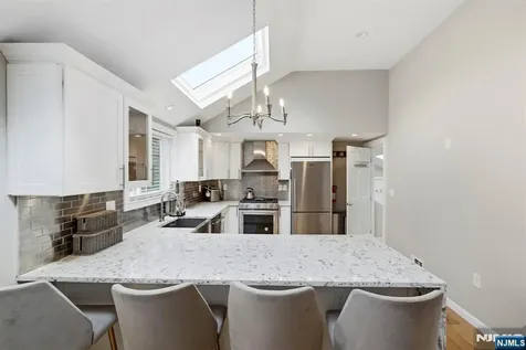 11 Homewood Way Montclair NJ 07042