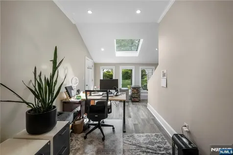 11 Homewood Way Montclair NJ 07042