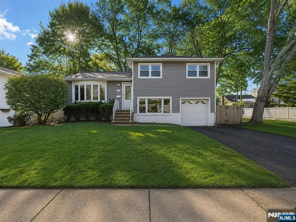 75 Cypress Road Dumont NJ 07628
