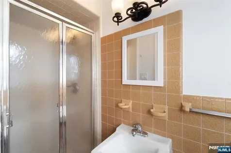 75 Cypress Road Dumont NJ 07628