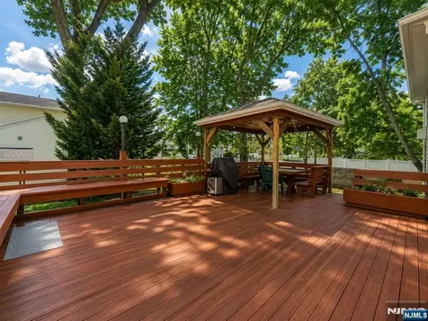 75 Cypress Road Dumont NJ 07628