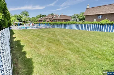 605 Grove Street Clifton NJ 07013