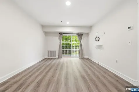 401 Dercole Norwood NJ 07648