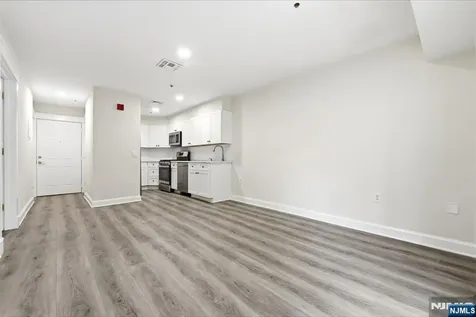 401 Dercole Norwood NJ 07648