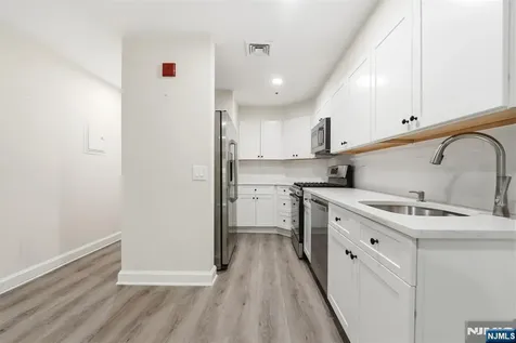 401 Dercole Norwood NJ 07648