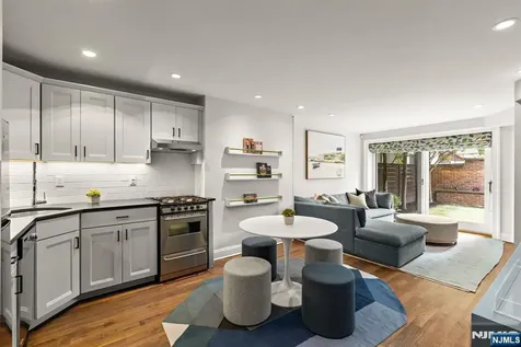 157 10th Street Hoboken NJ 07030
