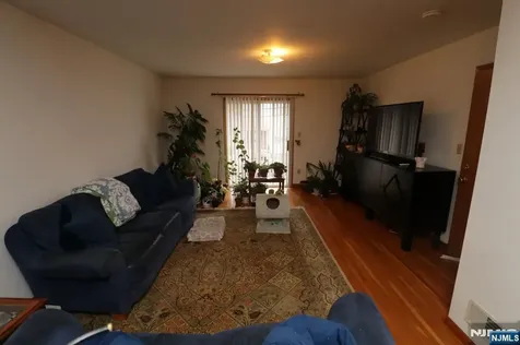 15 Garibaldi Avenue Newark NJ 07114