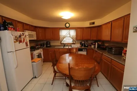15 Garibaldi Avenue Newark NJ 07114