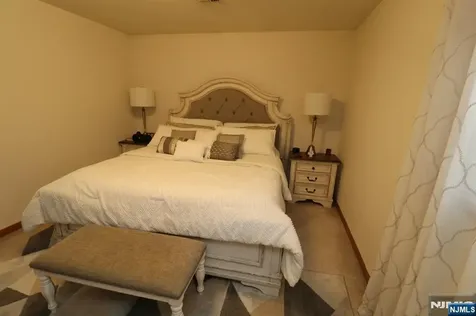 15 Garibaldi Avenue Newark NJ 07114