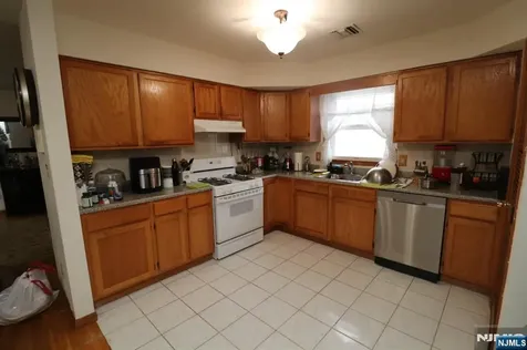 15 Garibaldi Avenue Newark NJ 07114