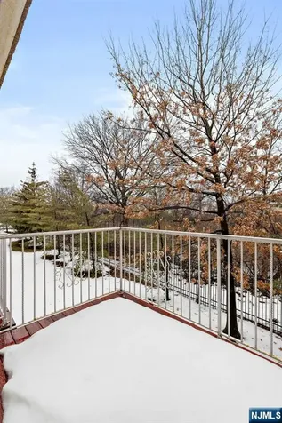 12 Liberty Court Secaucus NJ 07094