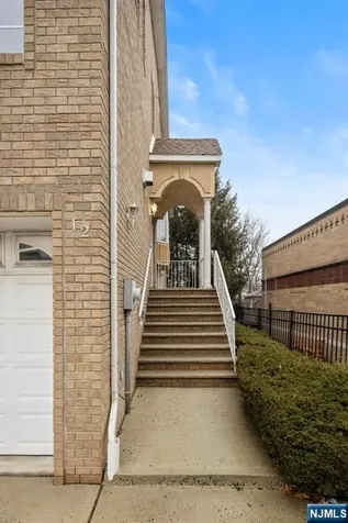 12 Liberty Court Secaucus NJ 07094