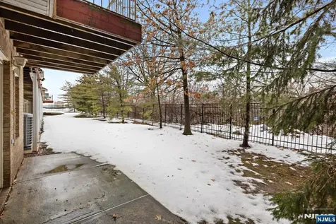 12 Liberty Court Secaucus NJ 07094