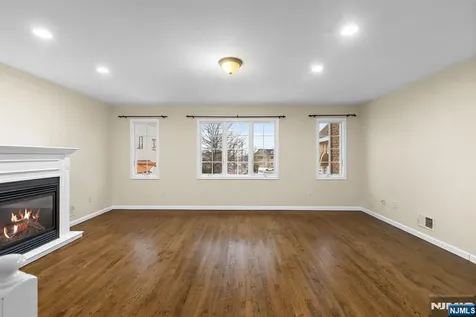 12 Liberty Court Secaucus NJ 07094