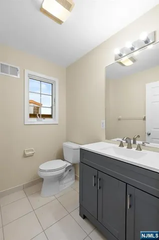 12 Liberty Court Secaucus NJ 07094