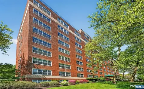 926 Bloomfield Avenue Glen Ridge NJ 07028