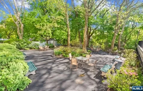 926 Bloomfield Avenue Glen Ridge NJ 07028