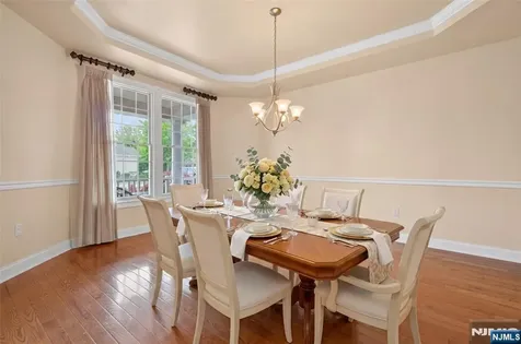 33 Windsor Lane Ramsey NJ 07446