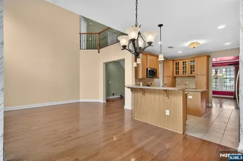 33 Windsor Lane Ramsey NJ 07446
