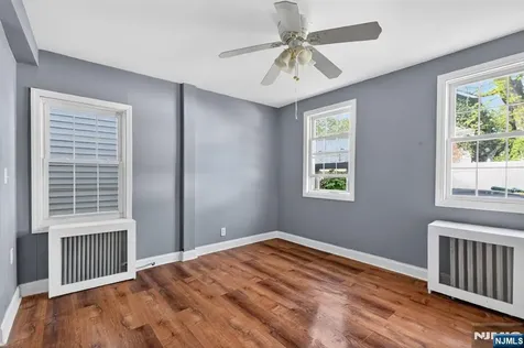 127 Lyons Avenue Newark NJ 07112