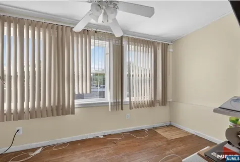 127 Lyons Avenue Newark NJ 07112