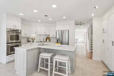 11 Carlough Road Upper Saddle River NJ 07458