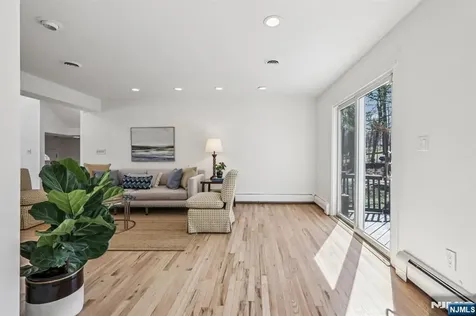 11 Carlough Road Upper Saddle River NJ 07458