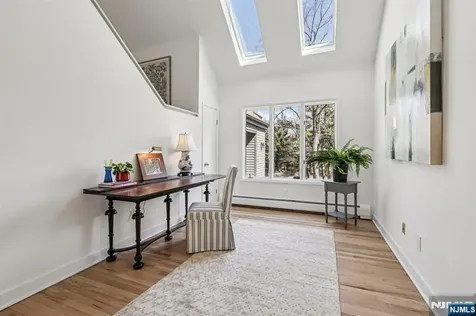 11 Carlough Road Upper Saddle River NJ 07458