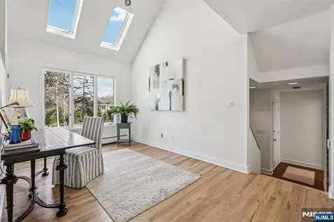 11 Carlough Road Upper Saddle River NJ 07458