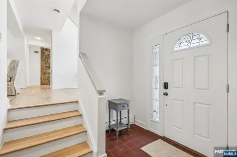 11 Carlough Road Upper Saddle River NJ 07458