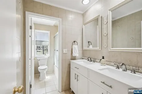 11 Carlough Road Upper Saddle River NJ 07458