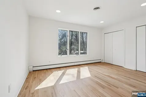 11 Carlough Road Upper Saddle River NJ 07458