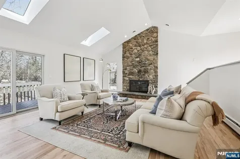 11 Carlough Road Upper Saddle River NJ 07458