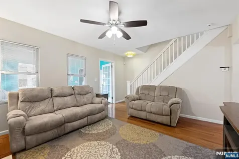 520 Prospect Place Lyndhurst NJ 07071