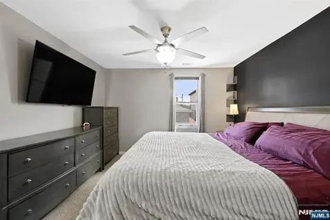 520 Prospect Place Lyndhurst NJ 07071