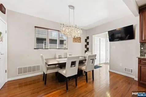 520 Prospect Place Lyndhurst NJ 07071