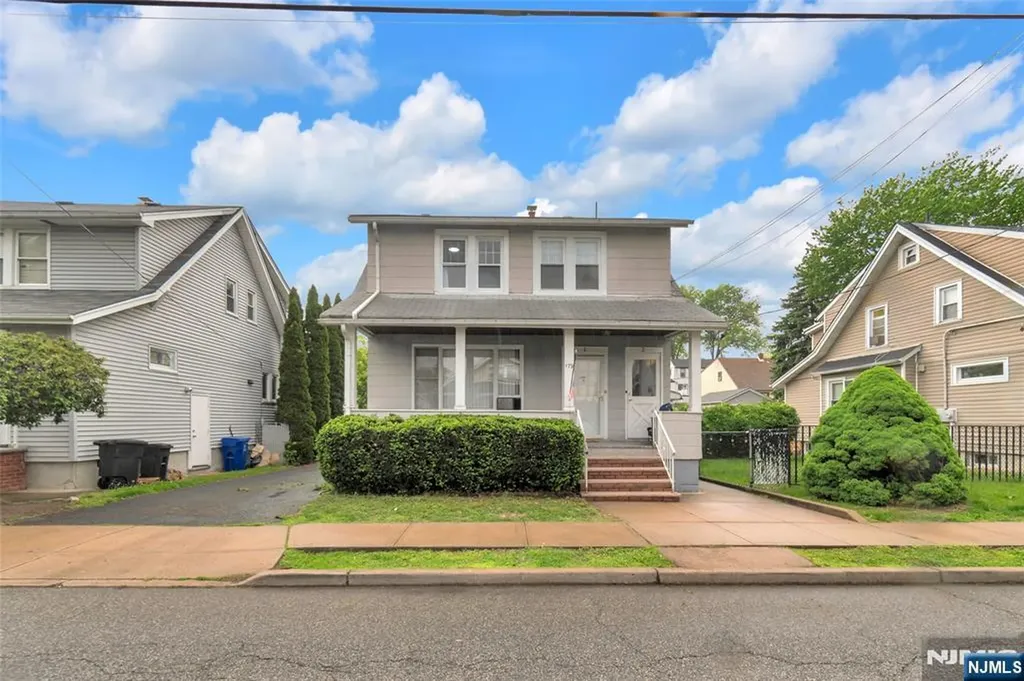 179 Dewey Avenue Totowa NJ 07512