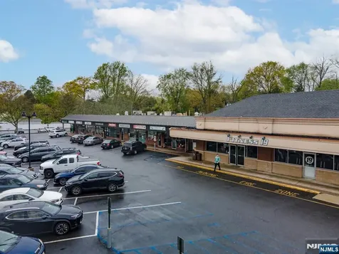 634 Westwood River Vale NJ 07675