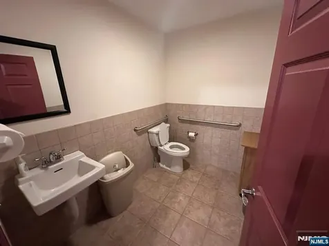 85 Hopper Avenue Waldwick NJ 07463