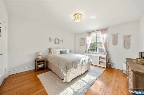 100 Palisade Avenue Englewood NJ 07631