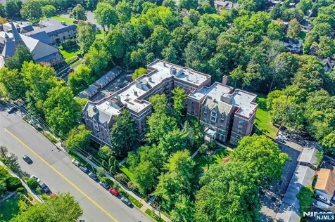100 Palisade Avenue Englewood NJ 07631