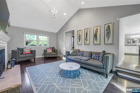 248 Wayfair Circle Franklin Lakes NJ 07417