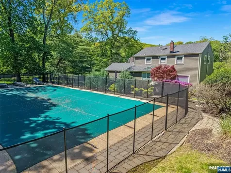 248 Wayfair Circle Franklin Lakes NJ 07417