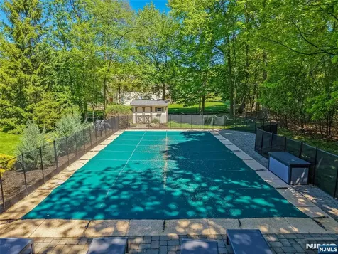 248 Wayfair Circle Franklin Lakes NJ 07417