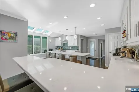 248 Wayfair Circle Franklin Lakes NJ 07417